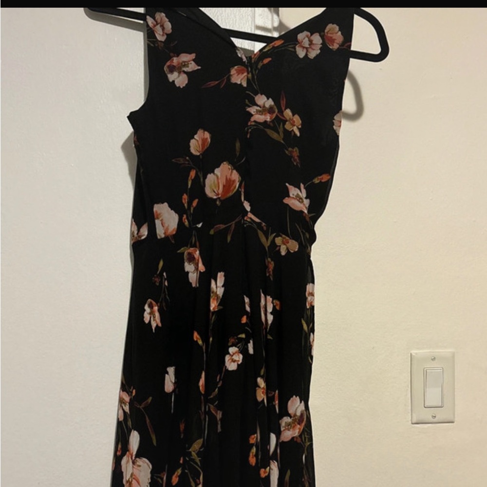 Cute back and flower design